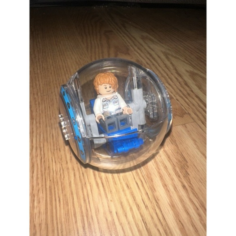 LEGO Gyrosphere‎ w Gray Mitchell Minifigure From Lego Jurassic World, USED